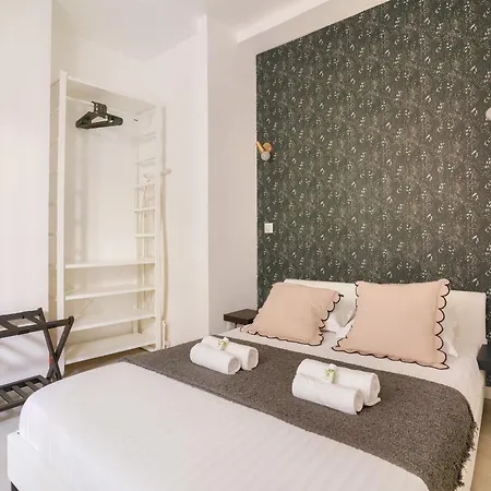 2 Bedrooms In The 15th District Apartment *