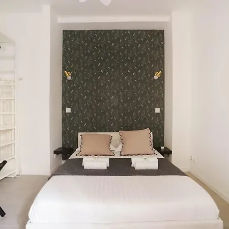 2 Bedrooms In The 15th District Apartment Paris